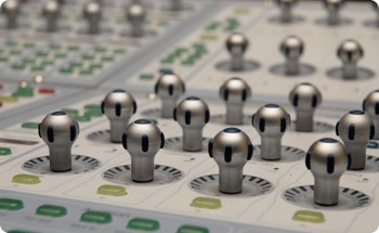 Détail des potentiomètres de la console