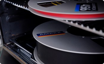 Bandes Ampex dans le four de restauration
